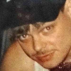 Meet your Posher, Buddy